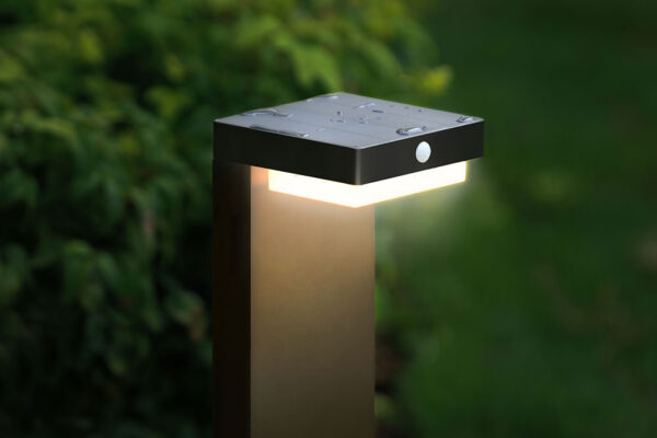 400lm High Brightness Solar LED Garden Spike Outdoor Waterproof Lawn Bollard Lamp Outdoor Lighting - Image 2