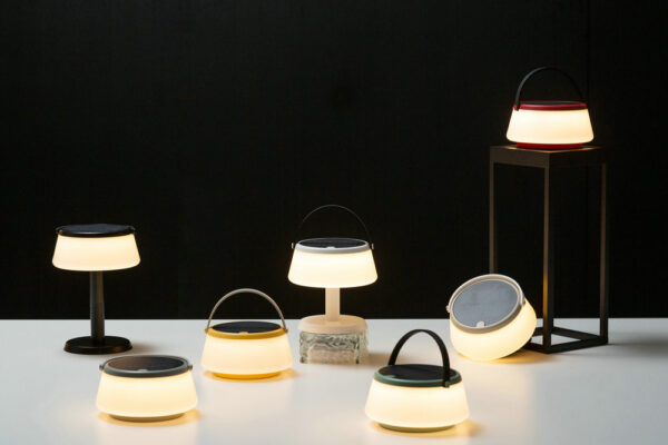 2W Modern Design IP44 Waterproof Solar LED Table Lamp 2700K Indoor or Outdoor Garden Lamp - Image 3
