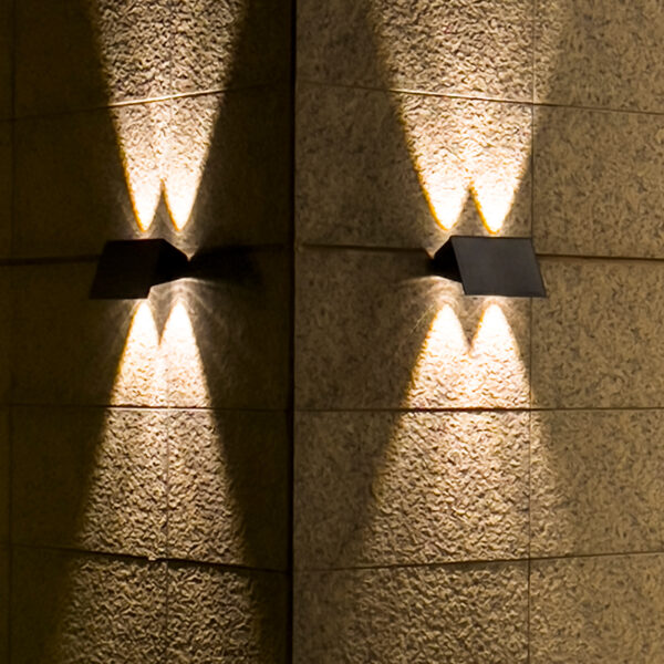 Solar Wall Lamp Outdoor Garden Decorative Lamp Energy-Saving IPX4 Waterproof - Image 3
